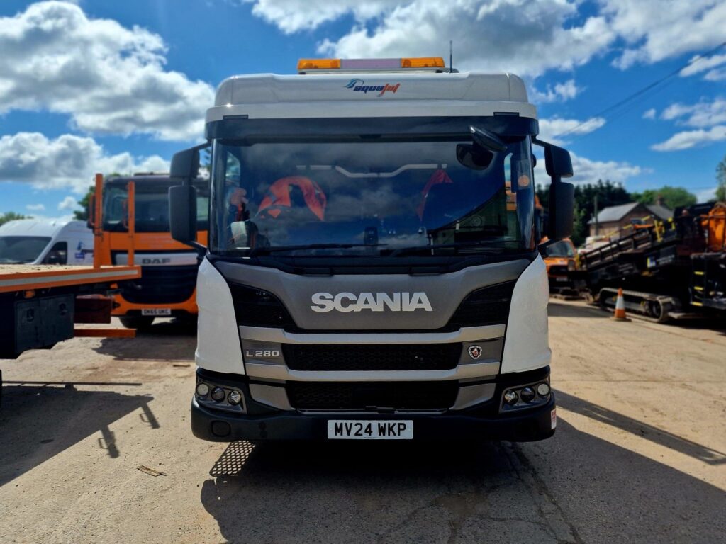 JET VAC TANKER HIRE IN PAGE